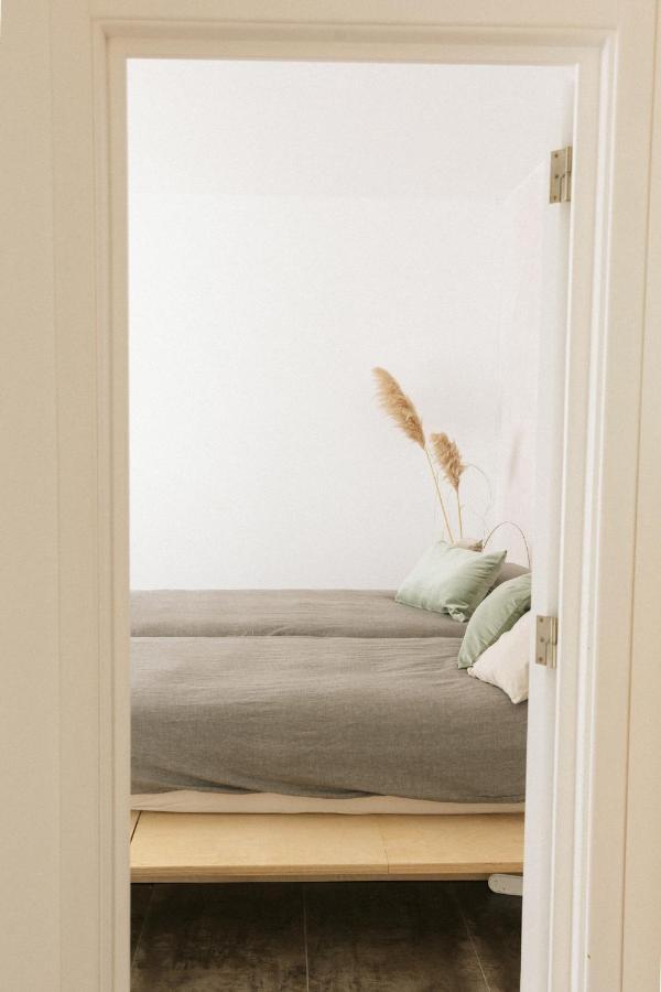 Saone Guesthouse & Coworking Ericeira Esterno foto